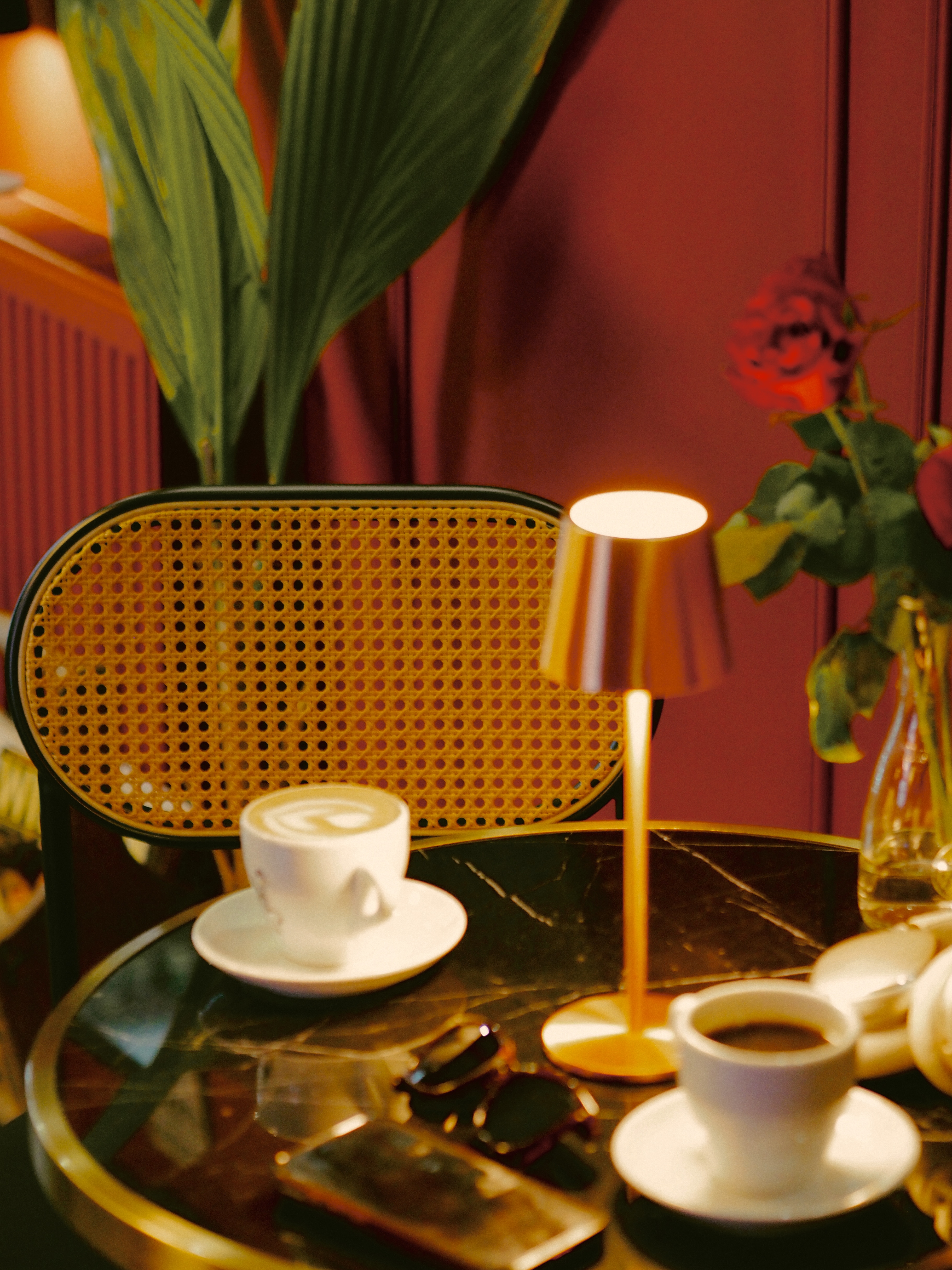 Café Crimson